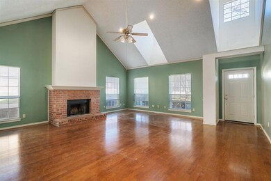 1146 Bent Oaks Dr, Denton, TX 76210 - photo 5