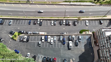 Sunrise Tower unit 614, Staten Island, NY 10304 - photo 6