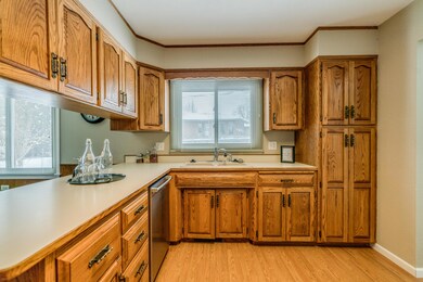 813MidwayDr21419_0006