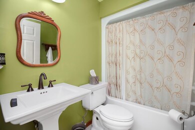 63646 Birch Rd Vandalia MI-large-018-035