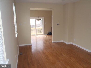 327 Powell St, Gloucester City, NJ 08030 - photo 2