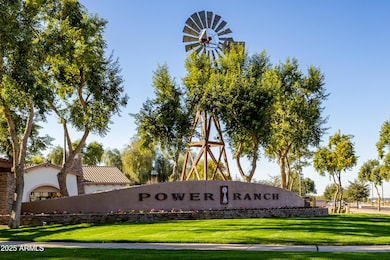 3837 E Santa Fe Ln---1