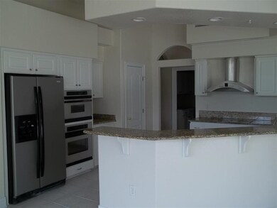 2116 Juno Cir, Pensacola, FL 32526 - photo 5