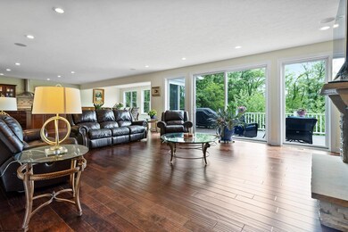 112 Southwind Cir, Morgantown, WV 26508 - photo 6