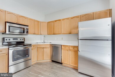 15665 Viewpoint Cir, Dumfries, VA 22025 - photo 7