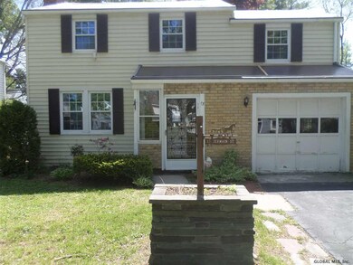 13 Jermain St, Albany, NY 12206 - photo 2