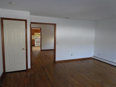 56 Weaver St unit B, Greenwich, CT 06831 - photo 3