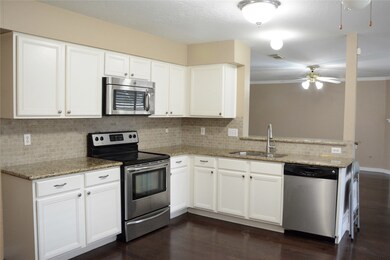 1406 Caslyn Dr, Rosenberg, TX 77471 - photo 7