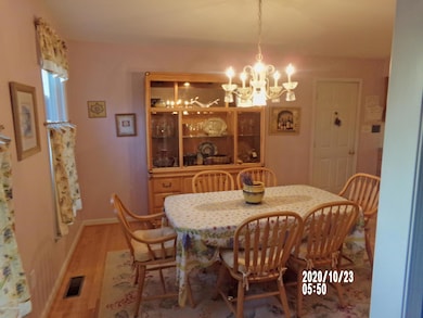 199 Schwenk Rd, Perkiomenville, PA 18074 - photo 5
