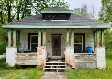 18846 Maple St, Copemish, MI 49625 - photo 3