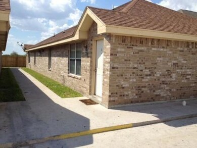 1307 N Sal St, Edinburg, TX 78541 - photo 2