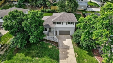 5657 W 50th St, Roeland Park, KS 66202 - photo 2