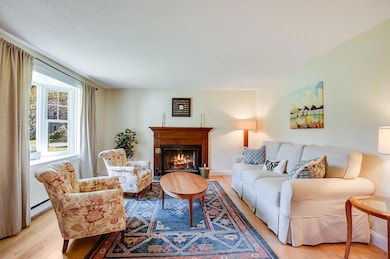 7 Cedar Cir, Scarborough, ME 04074 - photo 4