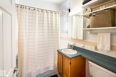 371 W 117th St unit 2E, New York, NY 10026 - photo 5