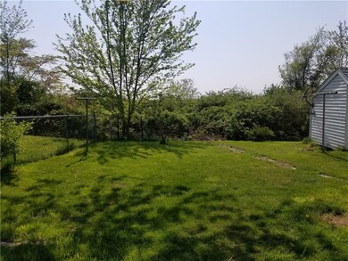 1 Bristol Rd unit B, Middletown, RI 02842 - photo 6