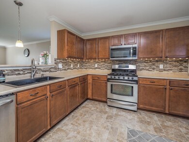 1220 Ellery Grove Ct-105