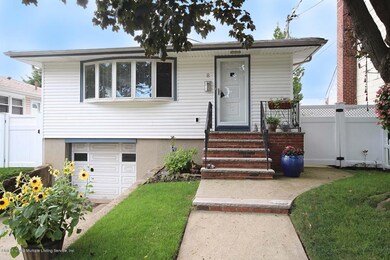 8 Lyon Place, Staten Island, NY 10314 - photo 2