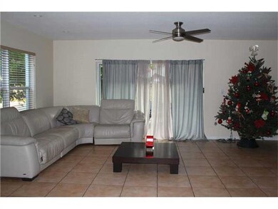 4857 NW 116th Ct, Doral, FL 33178 - photo 3