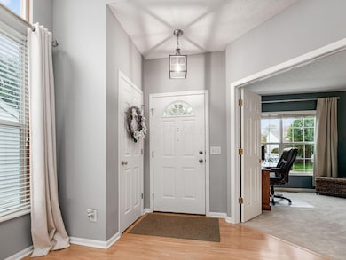 4152 Nafzger Dr, Columbus, OH 43230 - photo 5