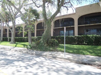 55 Riverside Dr