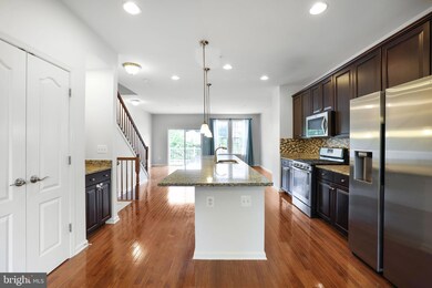 503 Long Wall Dr, Reisterstown, MD 21136 - photo 2