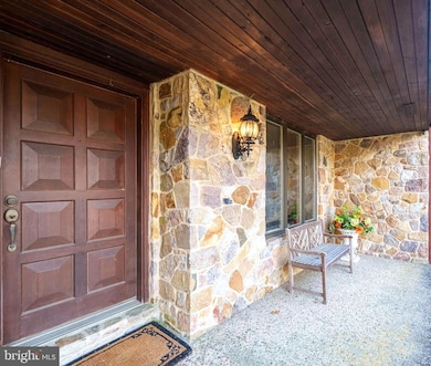 221 Upper Pike Creek Rd, Newark, DE 19711 - photo 5