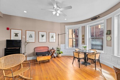 1742 Beacon St unit 4, Brookline, MA 02445 - photo 4