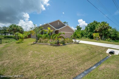 426 Fleming St., Sebastian, FL 32958-7