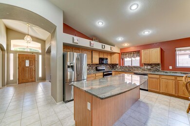 9809 E Obispo Ave-11