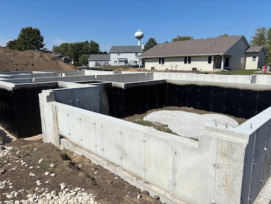 311 E Pershing Rd, Stillman Valley, IL 61084 - photo 3