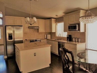 831 E Gary Dr, Chandler, AZ 85225 - photo 7