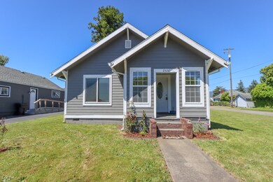 2526 8th Street, Tillamook OR
