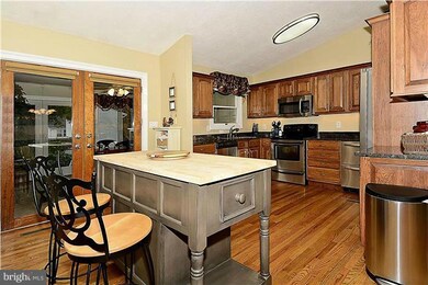 413 Hillsmere Dr, Annapolis, MD 21403 - photo 5