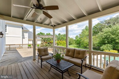 15400 Kentwell Cir, Centreville, VA 20120 - photo 5