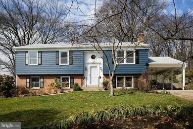 6906 Stoneybrooke Ln, Alexandria, VA 22306 - photo 3