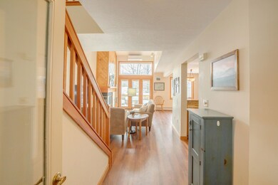 31 Pinehill Ln unit 2, Lincoln, NH 03251 - photo 3