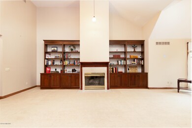 1695 Signal Point Dr-26