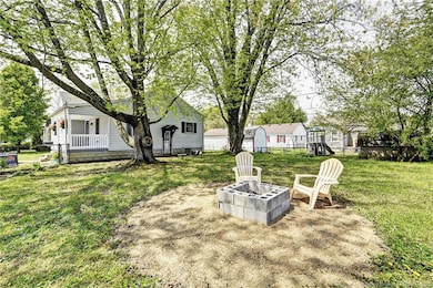 126 W Cottom Ave, New Albany, IN 47150 - photo 5