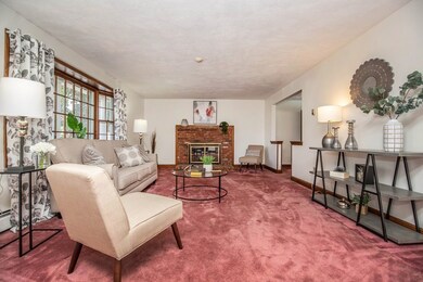 19 Sparhawk Dr, Burlington, MA 01803 - photo 5