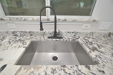 631 Aweigh Dr, Crosby, TX 77532 - photo 3