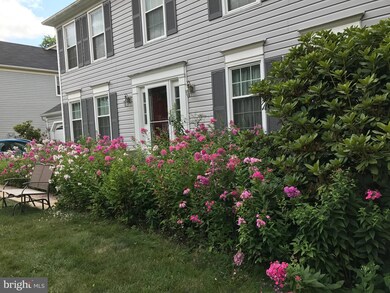 13365 Scotsmore Way, Herndon, VA 20171 - photo 4