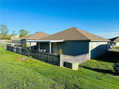 603 Twilight Dr, Raymore, MO 64083 - photo 5