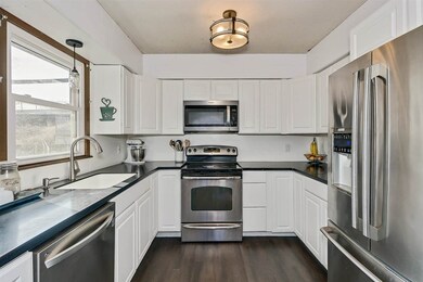 1402 Shelly Dr, Mulvane, KS 67110 - photo 7