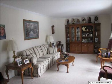 32 Briarwood Dr, Matawan, NJ 07747 - photo 5