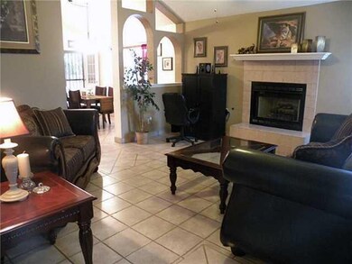 133 Lago Lindo Dr, Horizon City, TX 79928 - photo 5