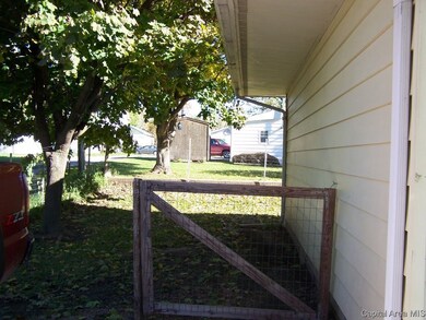 321 E Jackson St, Virginia, IL 62691 - photo 4