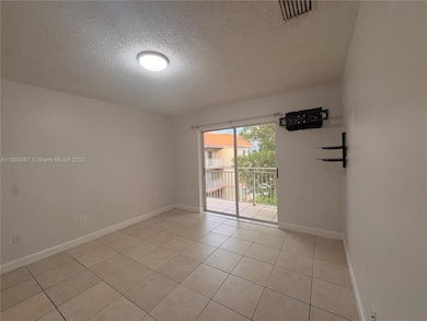 18850 NW 57th Ave unit 306, Hialeah, FL 33015 - photo 6