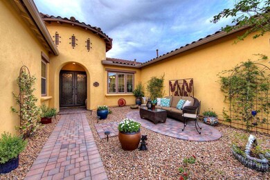 Courtyard with Pavers