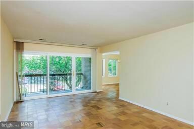 11301 Commonwealth Dr unit 104, Rockville, MD 20852 - photo 6