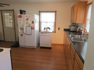923 W South St, Bluffton, IN 46714 - photo 3